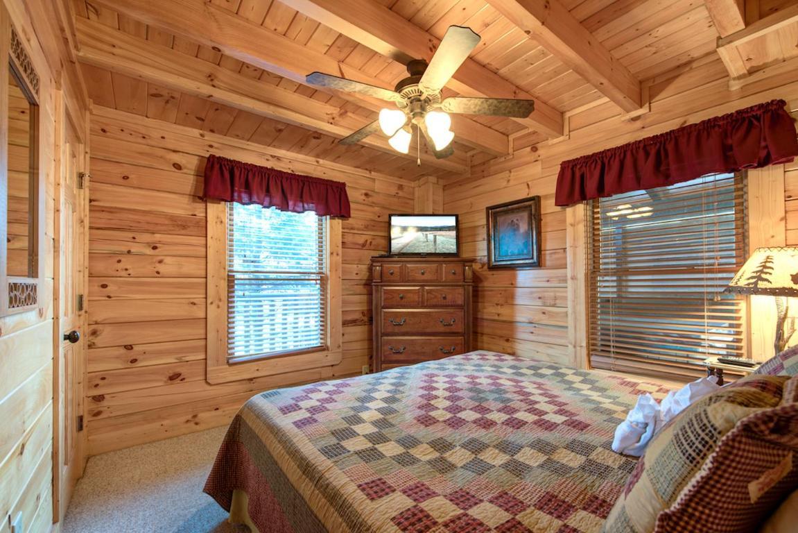 Serenity Peak Villa Пиджен Фордж Екстериор снимка